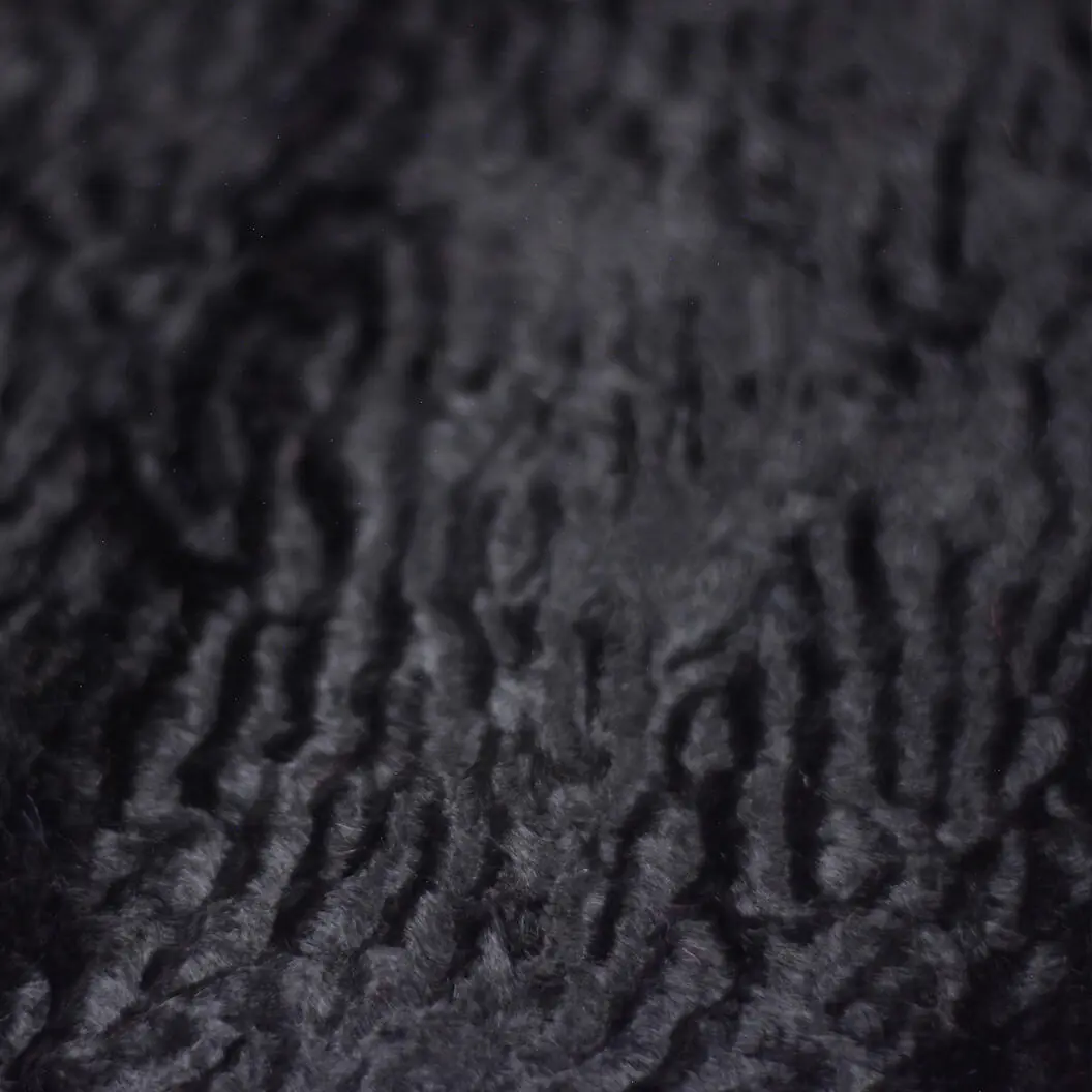 Tissu Fausse fourrure astrakan Noir La Droguerie