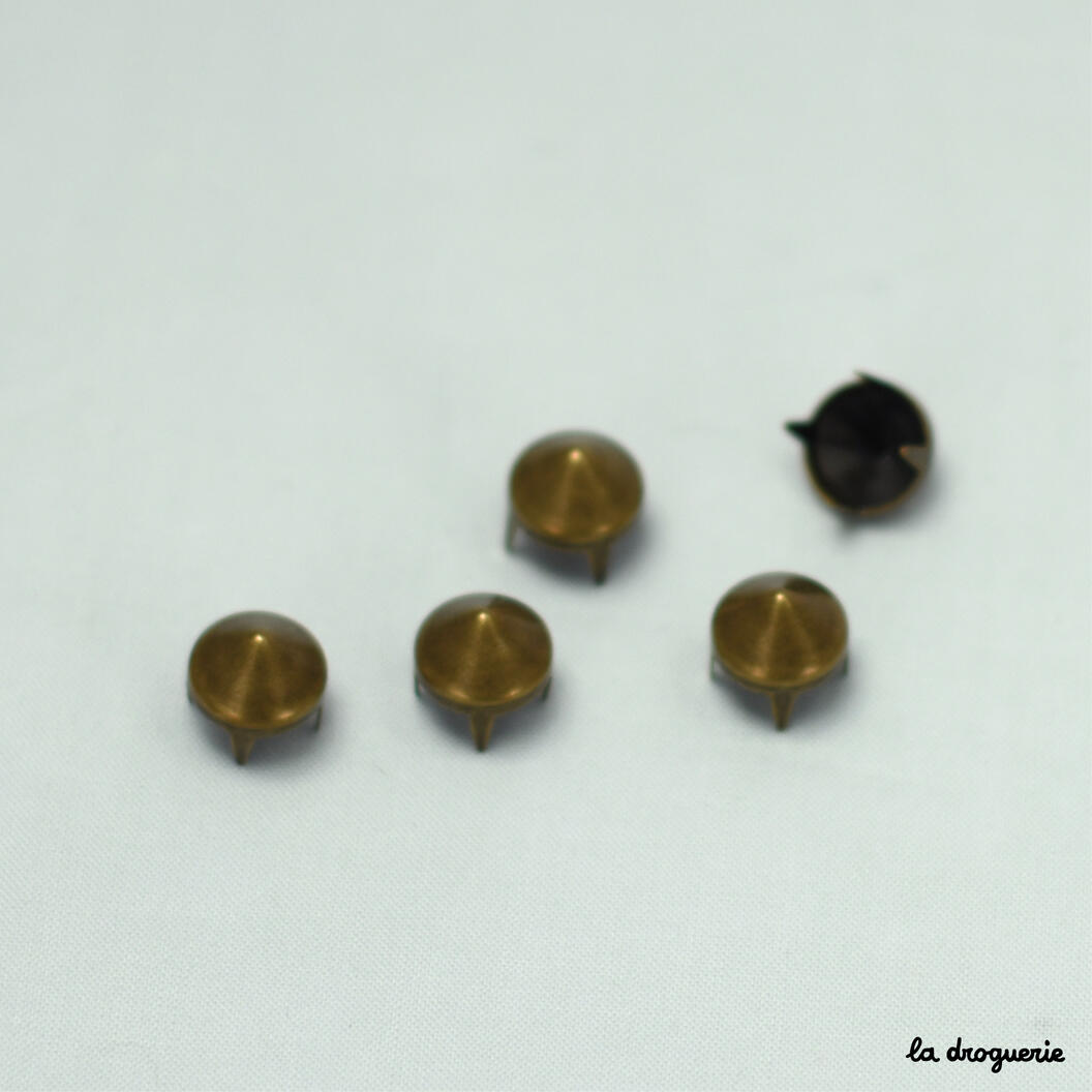 Perle clou conique rond 9 mm