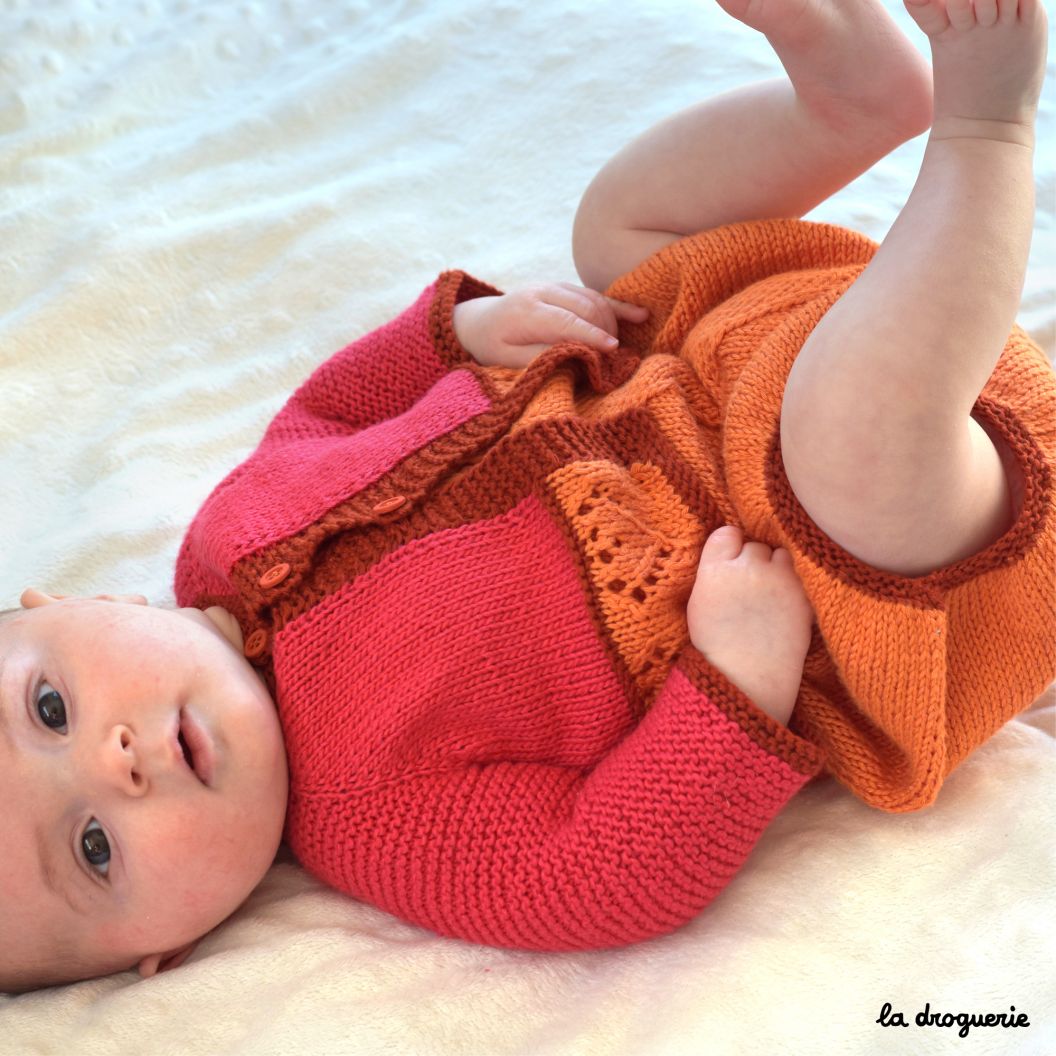 Modèle layette Anny Blatt à tricoter : la combinaison Hêtre