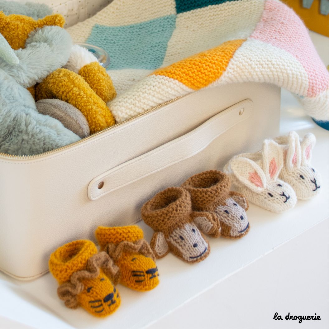 Kit à tricoter des chaussons bébé - Tricot d'intérieur