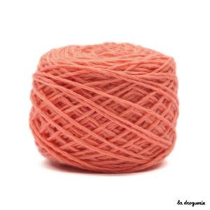 tricoter mini.b 100% pure laine peignée couleur Blush (corail)