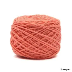 tricoter mini.b 100% pure laine peignée couleur Blush (corail)