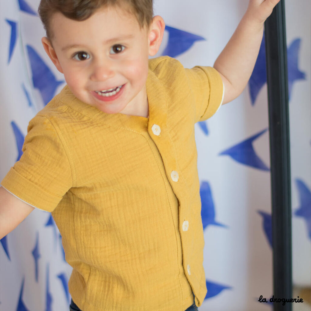 chemise-enfant-place-ombres-couture-manches-courtes3