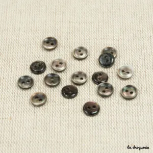 Bouton Nacre grise cerclé 8 mm