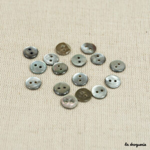 Bouton Nacre grise pion 10 mm
