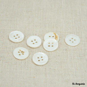 Bouton Palourde bourrelet 4 trous 16 mm