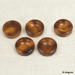 Bouton Ecaille 4 trous 27 mm